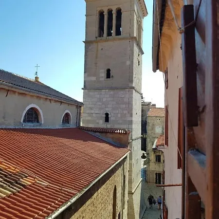 Old Centar Appartement Cres