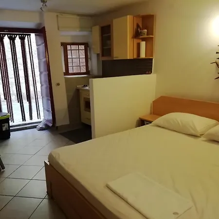 Old Centar Appartement Cres