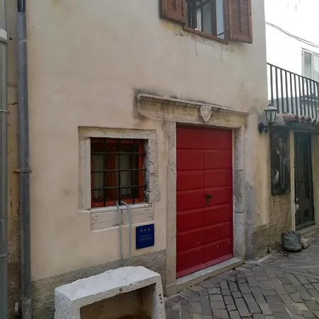 Old Centar *